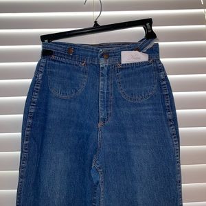 Vintage 1970 Britches N Things Flare / Bellbottom Jeans
Cowgirl